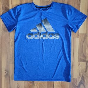 Boys Adidas size XL tshirt